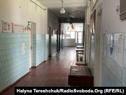 Порожній коридор