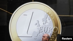 В январе 2002 года в ряде стран Евросоюза появилась новая единая валюта - евро