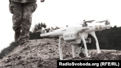 Цивільні БПЛА у війні на Донбасі використовують для доставки боєприпасів