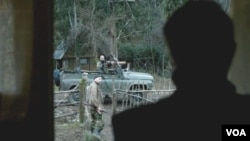 На днях в сухумской прессе появился о фильме весьма отрицательный отзыв на абхазском языке журналиста Отара Лакрба, и, в основном восторженные, о «Мандаринах» на одном из российских сайтов