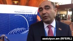 Лидер партии «Лусавор Айастан» Эдмон Марукян беседует с Радио Азатутюн, Страсбург, 11 апреля  2019 г․