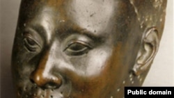 Древняя Нигерия уже много лет - территория разных войн. В том числе, между христианами и мусульманами.