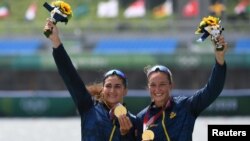 Ancuta Bodnar și Simona Geanina Radis / REUTERS - Piroschka Van De Wouw