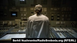 Trideset godina kasnije: Černobilski inženjeri u kontrolnoj sobi