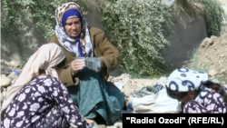 Махбуба Ганиева со своими дочками