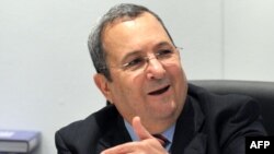 اهود باراک، وزیر دفاع اسرائیل 