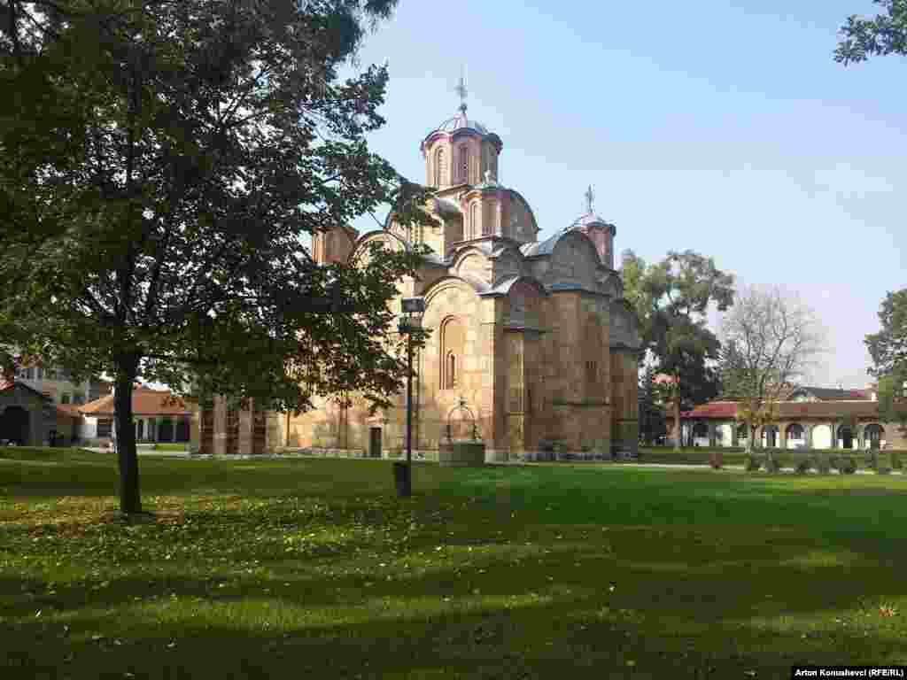 Kisha Ortodokse serbe në Graçanicë, Kosovë. Ishte rindërtuar nga mbreti serb Stefan Milutin në vitin 1321, në mbetjet e Bazilikës krishtere nga shekullit VI...