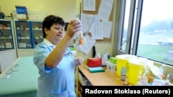 Nővér a pozsonyi egyetemi kórházban, 2011. december 12.