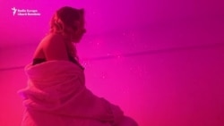 #ȘÎEU. Autostrăzi și masaj erotic