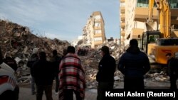 Зилзаладан кийинки Измир шаары. 3-ноябрь, 2020-жыл. 