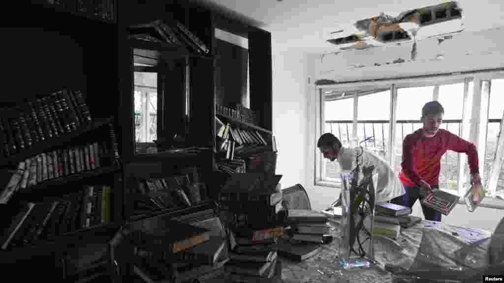 В ізраїльському домі в місті Кір&rsquo;ят-Малахі після палестинського удару 15 листопада 2012 року