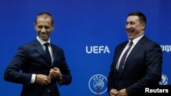 Vladimir Bazanov (jobbra)