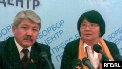 Б.Бешимов и Р.Отунбаева