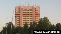 Бинои маҷмаи "Шарқи озод"