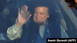 Наваз Шариф був усунений з посади прем’єра Верховним судом в липні 2017 року через обвинувачення в корупції