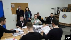 Prebrojavanje listića nakon održanih parlamentarnih izbora na Kosovu, 9. februar 2025.