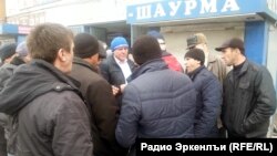 МахIачхъала. ХIалтIи балагьулезул "биржаялда".