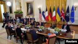 Як заявив канцлер, йтиметься про результати вчорашньої зустрічі у Вашингтоні