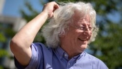 Esterházy Péter írása a Szabad Európa Rádióban