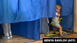 На посади народних депутатів претендують майже шість тисяч кандидатів