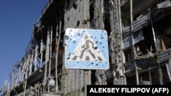 Pamje e shkatërrimeve nga lufta në aeroportin ndërkombëtar në Donjeck