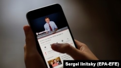 Sve veći broj Rusa okrenuo se virtualnim privatnim mrežama koje maskiraju lokacije internetskih korisnika i omogućavaju im pregled blokiranih web stranica. (arhivska fotografija)
