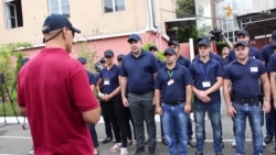 Саакашвілі випробував себе у ролі поліцейського