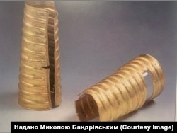 Церемоніальні захисні наруччя. Один із Михалківських скарбів