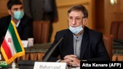 محسن بهاروند در نشست مذاکره با هیئت اوکراینی، تهران، ۱۳۹۹