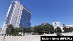 Zgrada Vlade Kosova, avgust 2019.