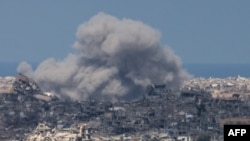 Дим під час бомбардування Ізраїлем Сектору Гази, 16 вересня 2025 року