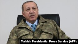 Реджеп Эрдоган в военной форме. 25 января 2018 года