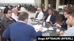 ქართველი და ოსი ანალიტიკოსების შეხვედრა
