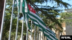 Формирование ЦИК не завершено: еще четыре кандидатуры должны быть рассмотрены завтра, но уже на альтернативной основе