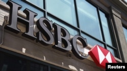 A nagy-britanniai központú HSBC bank „a banki csalások melegágyának” nevezte a szigetországot