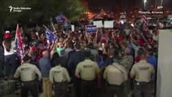 Demonstranti na ulicama u toku brojanja glasova