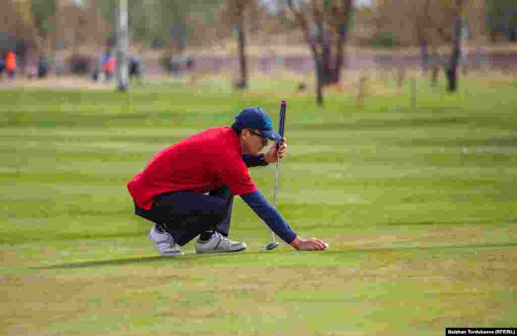 Для развития спорта была открыта Академия гольфа, где дети три раза в неделю могут тренироваться бесплатно.&nbsp;