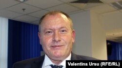 Premierul interimar Aureliu Ciocoi în studioul Europei Libere, Chișinău, 13 mai 2021.