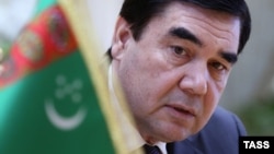 Turkmen President Gurbanguly Berdymukhammedov ordered unprecedented snap military exercises at the end of March.