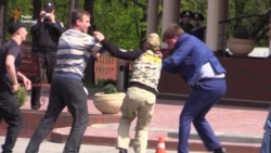 У Харкові побили представника організації «Український вибір» (відео)