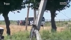 В Кашкадарье начальник милиции в 50-градусную жару на два часа запер в душном автобусе фермеров и поливальщиков