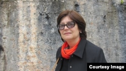 Изида Чаниа