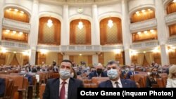 România - Marcel Ciolacu (dreapta) și Sorin Grindeanu (stânga)