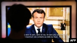 Președintele Emmanuel Macron, adresându-se francezilor