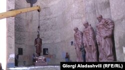 სტალინის ძეგლის დემონტაჟი