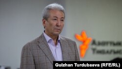 Адахан Мадумаров.