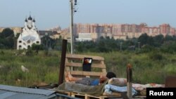 Un muncitor migrant, în apropiere de Moscova