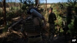 Українські військові на позиціях поблизу Лимана, серпень 2023 року