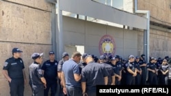  Мільярдер не визнає вину, сьогодні його затримали