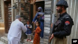 Балдардын шал оорусуна каршы эмдөө кампаниясы. Пакистан, 26-май 2025-жыл